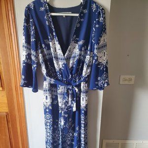 Kimona Style dress, romper (short underneath), Size Small